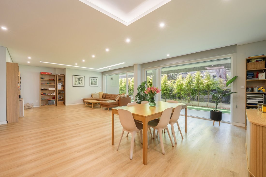 Apartment in Estoril, Cascais e Estoril, Lisbon 4 - 18607632