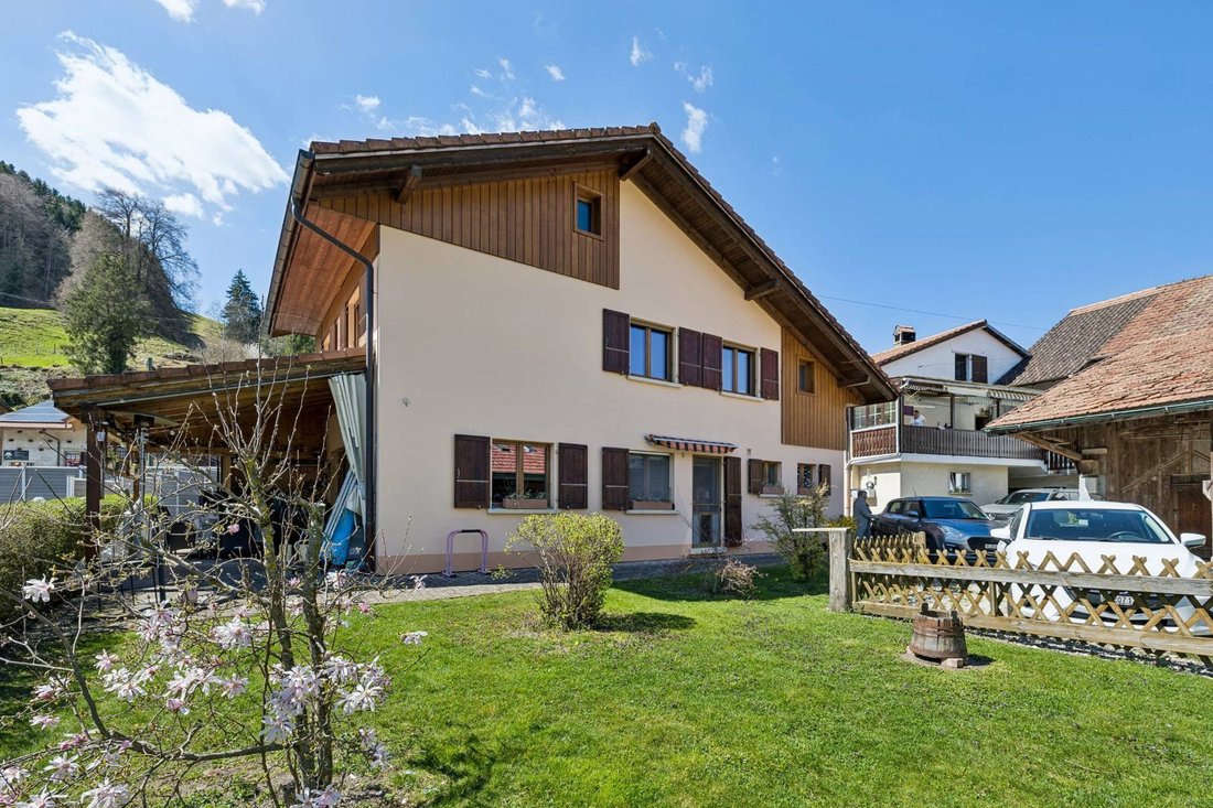 House in Bas-Intyamon, Fribourg, Switzerland 1 - 18608150