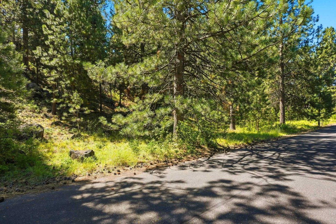 Land in Bend, Oregon, United States 4 - 18608560