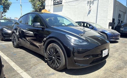 2024 Tesla Model Y Long Range Sport Utility 4D in Azusa, CA, United States 1