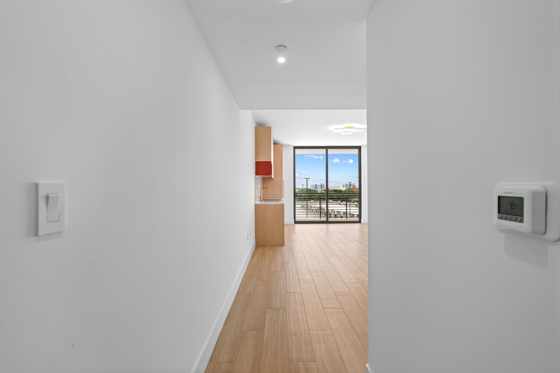 Condo in Miami, Florida, United States 2 - 18608593