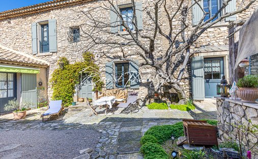 Villa in Velleron, Provence-Alpes-Côte d'Azur, Frankreich 1
