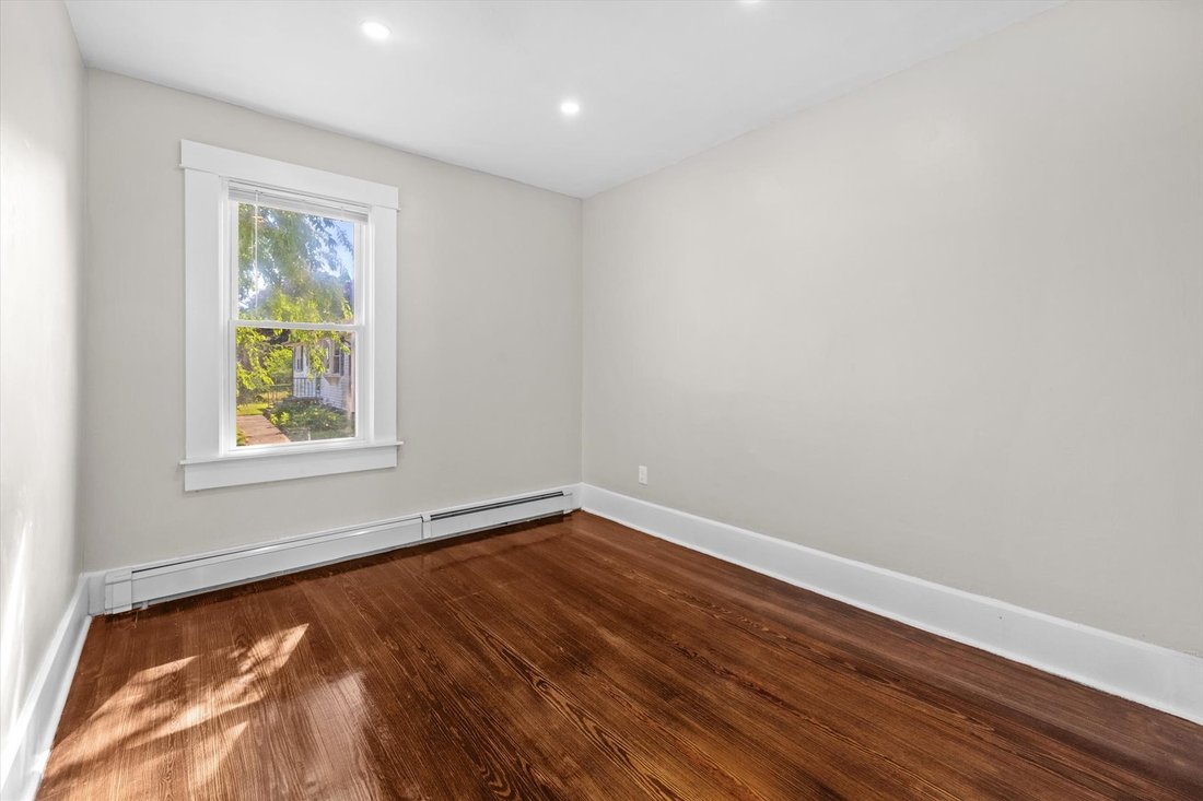 Apartment in New Bedford, Massachusetts, United States 4 - 18608599