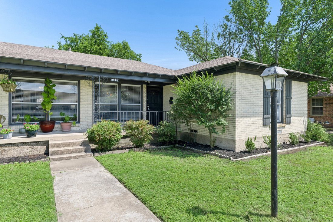 Dallas, Texas, United States 3 - 18608561