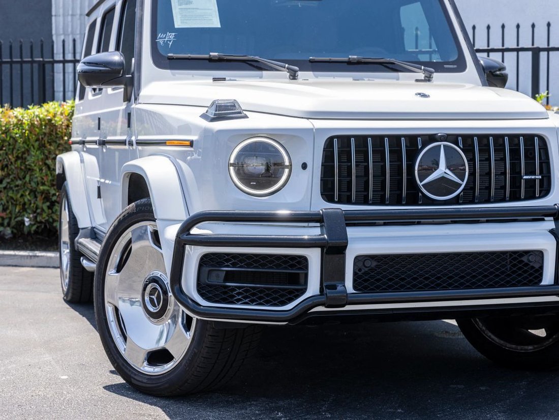 Suv in Azusa, CA, United States 3 - 18566450