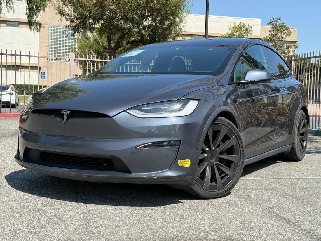 Suv in El Monte, CA, United States 1 - 18608526