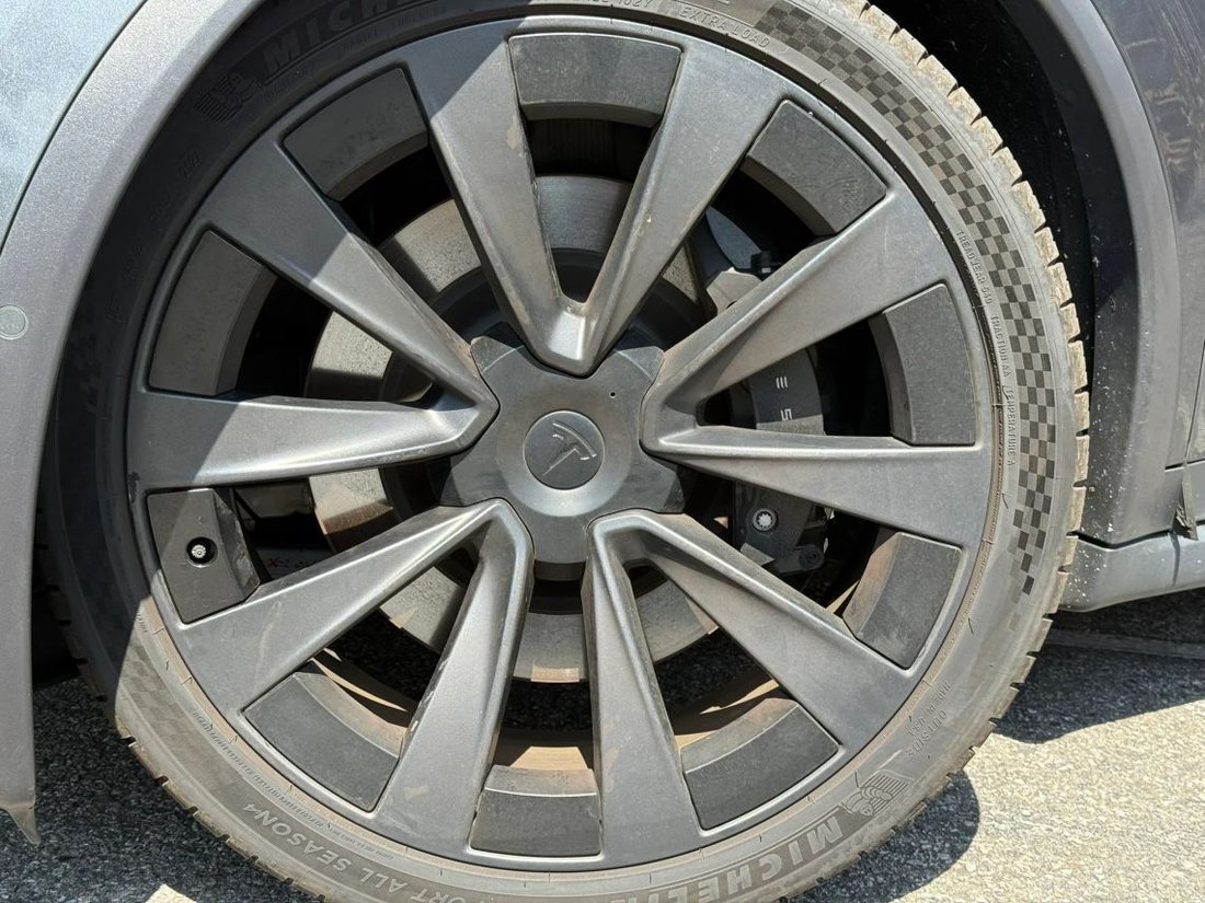 Suv in El Monte, CA, United States 4 - 18608526