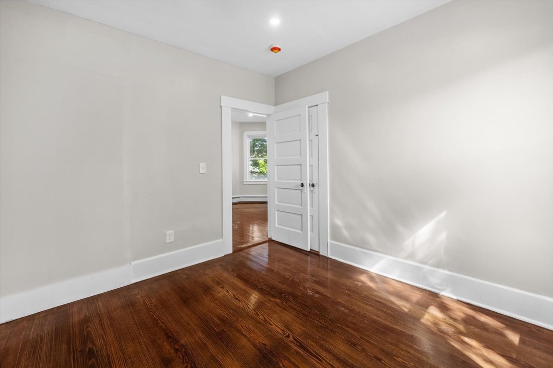 Apartment in New Bedford, Massachusetts, United States 5 - 18608599