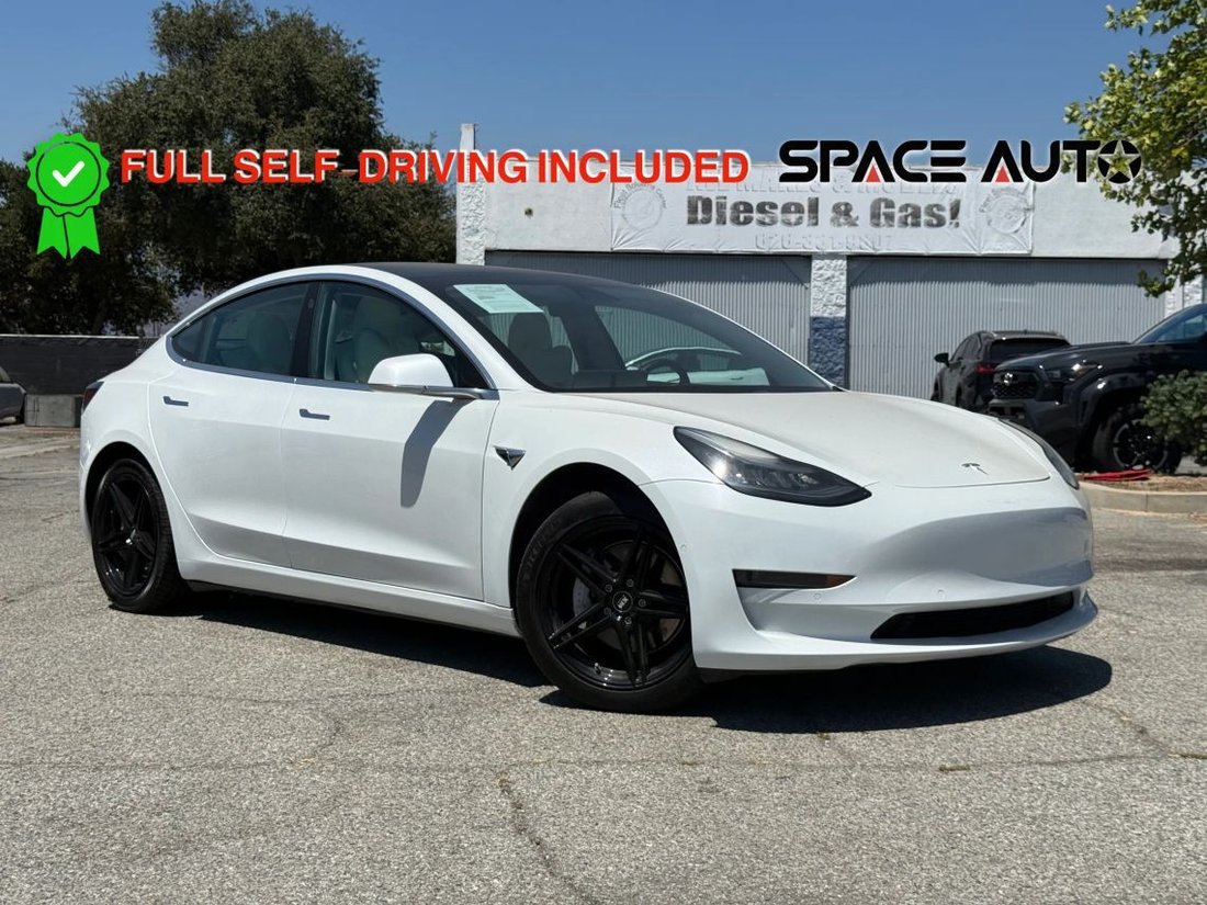 Sedan in Azusa, CA, United States 1 - 18467824