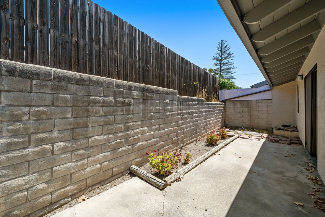 San Luis Obispo, California, United States 4 - 18608655