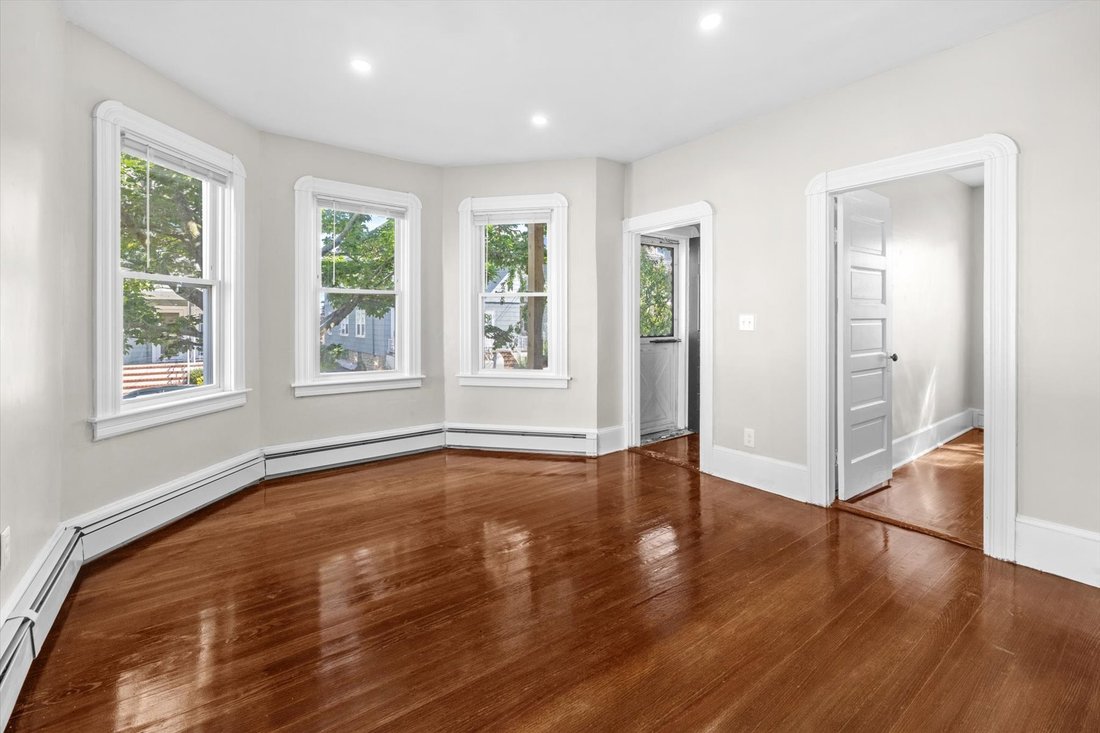 Apartment in New Bedford, Massachusetts, United States 1 - 18608599