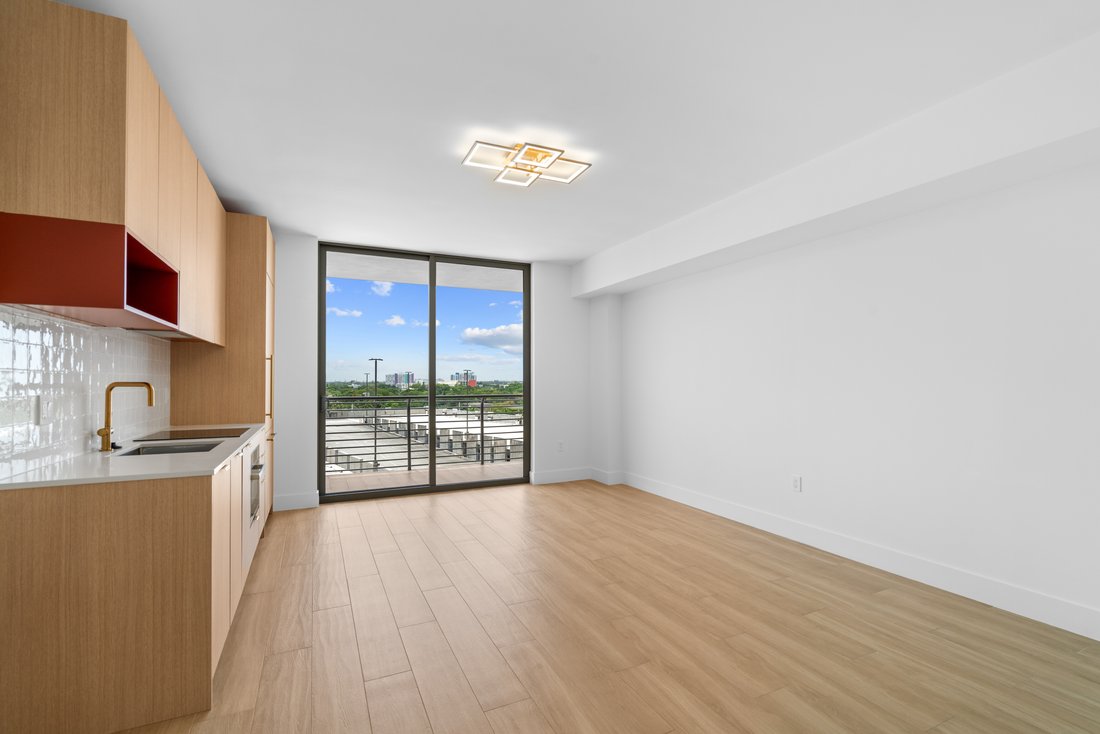 Condo in Miami, Florida, United States 5 - 18608593