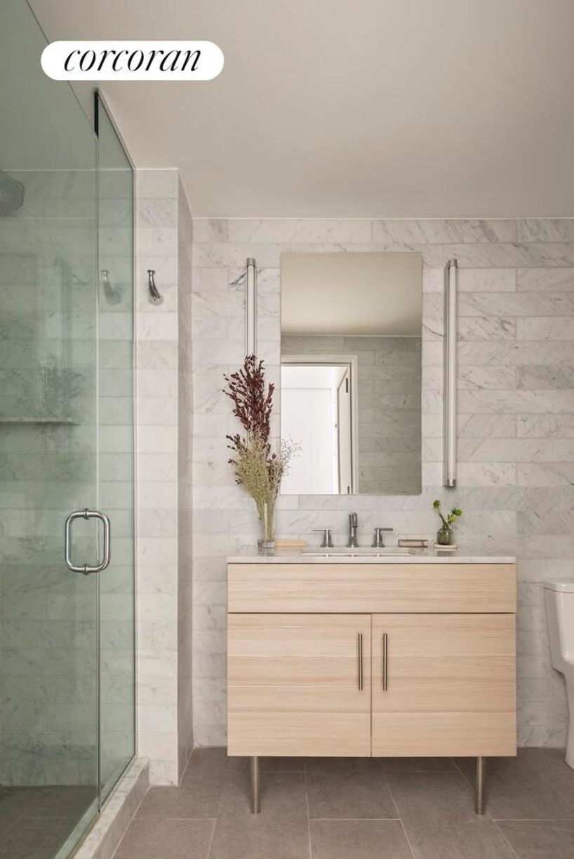 Condo in New York, New York, United States 5 - 18608822