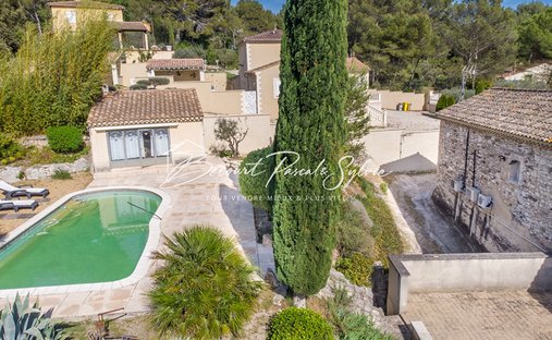 Villa in Velleron, Provence-Alpes-Côte d'Azur, France 1