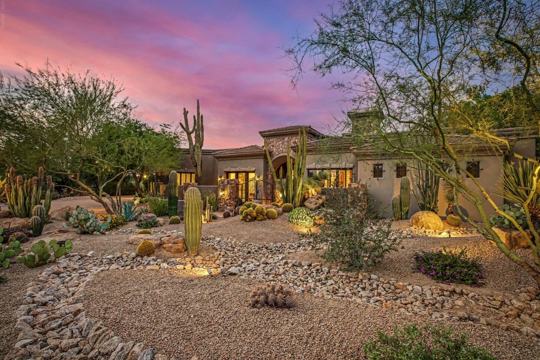 Scottsdale, Arizona, United States 2 - 18608627