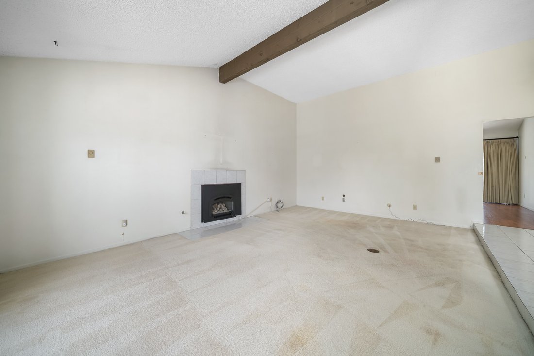 San Luis Obispo, California, United States 5 - 18608655