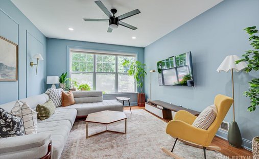 Condo in Metuchen, New Jersey, United States 1