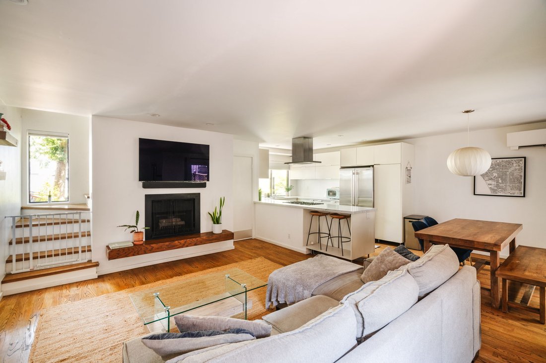 Condo in Los Angeles, California, United States 2 - 18608596