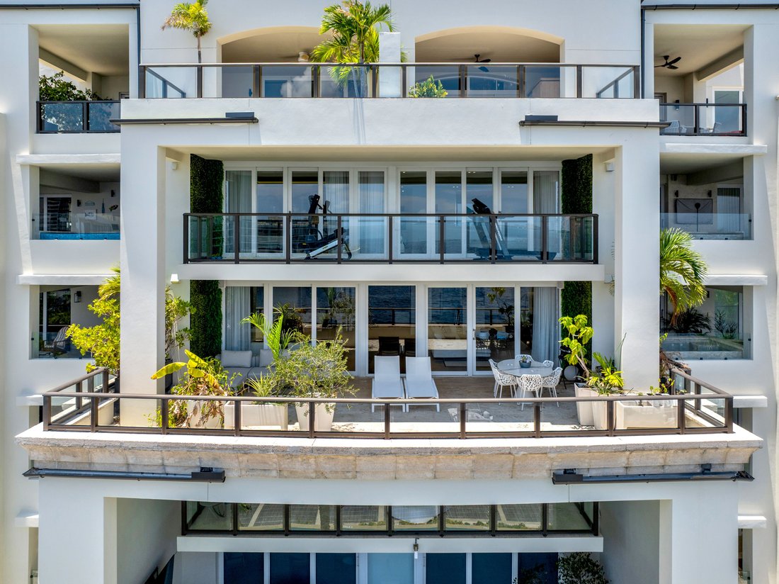 Condo in Miami, Florida, United States 5 - 18608666