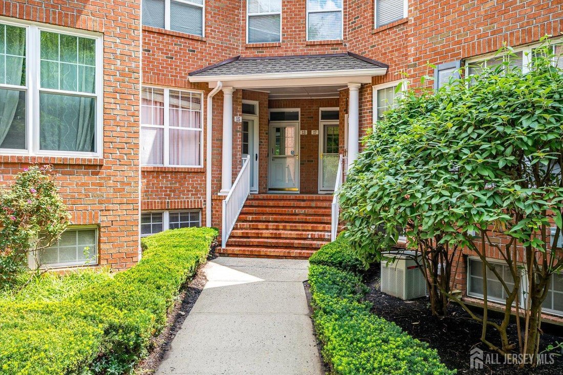 Condo in Metuchen, New Jersey, United States 3 - 18608777