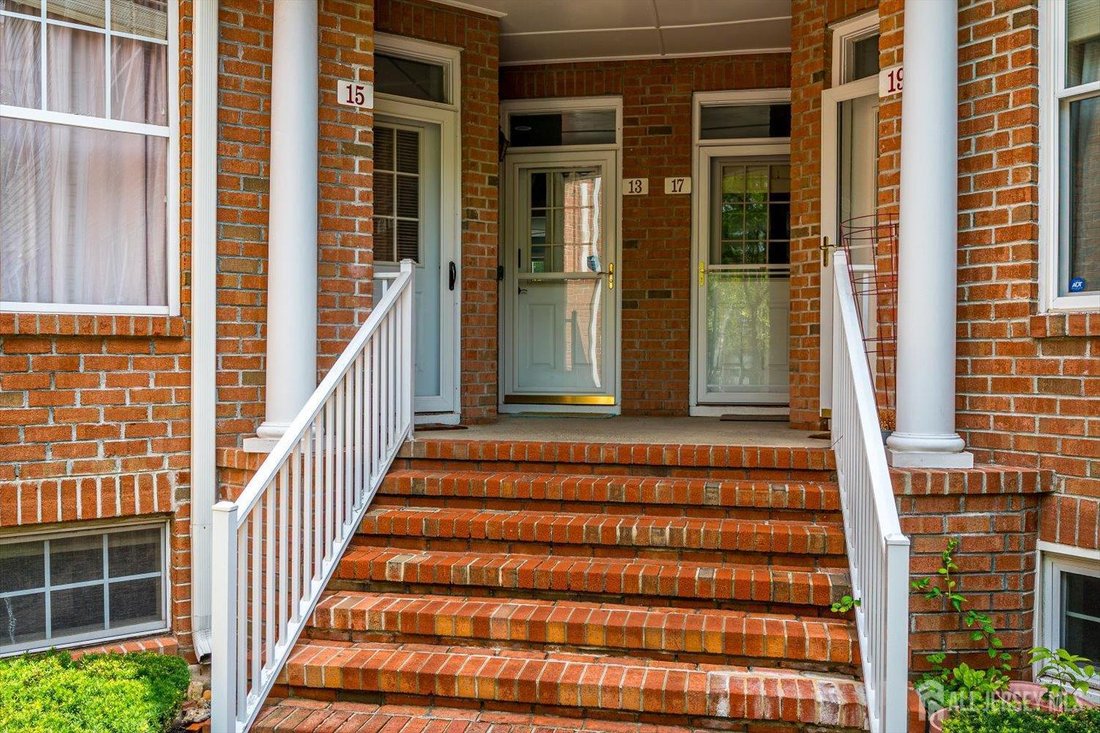 Condo in Metuchen, New Jersey, United States 4 - 18608777