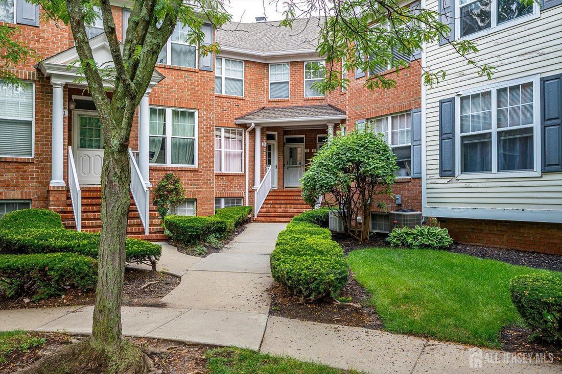 Condo in Metuchen, New Jersey, United States 2 - 18608777