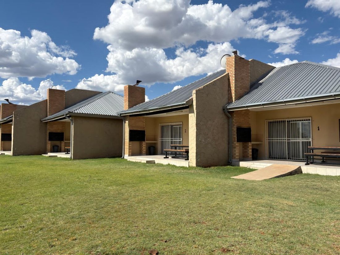 Farm Ranch in Kimberley, Northern Cape, South Africa 1 - 17252435