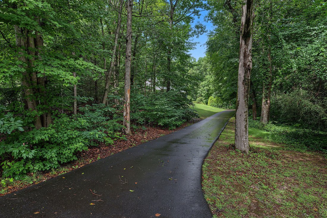 House in Guilford, Connecticut, United States 3 - 18608896