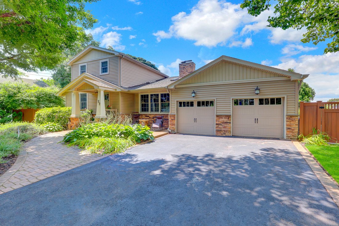 House in West Islip, New York, United States 3 - 18608883