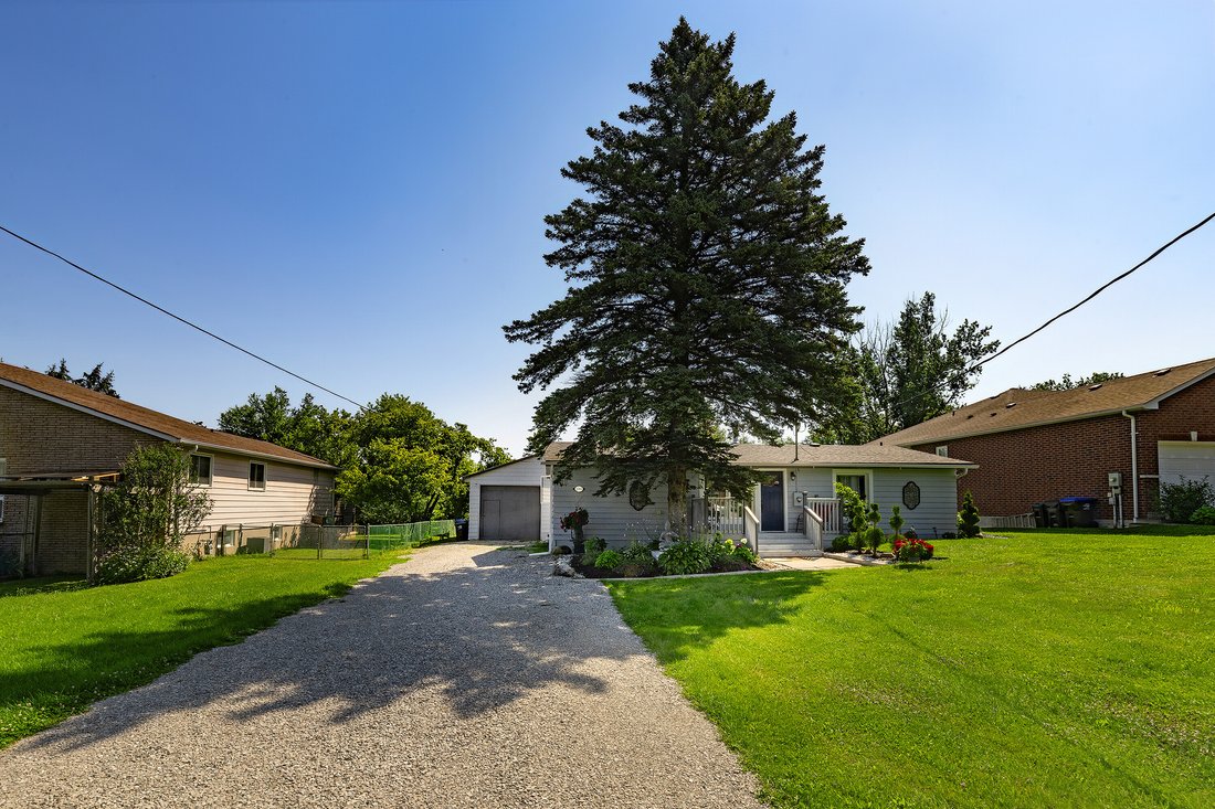 House in Innisfil, Ontario, Canada 1 - 18608914