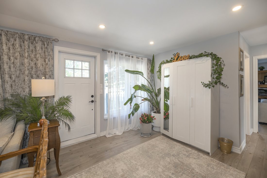 House in Innisfil, Ontario, Canada 4 - 18608914