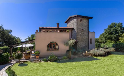 Villa à Licciana Nardi, Toscane, Italie 1