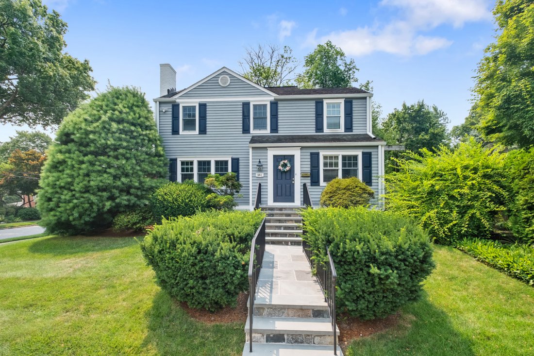 House in Hartsdale, New York, United States 3 - 18608895
