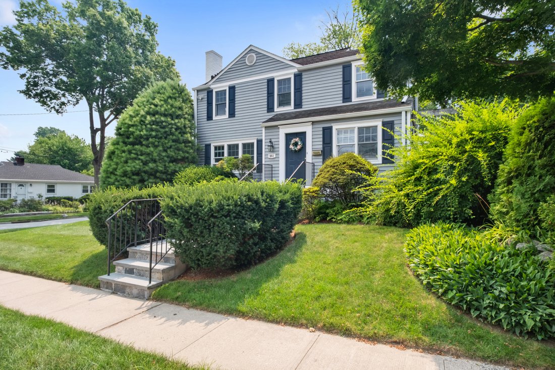 House in Hartsdale, New York, United States 2 - 18608895