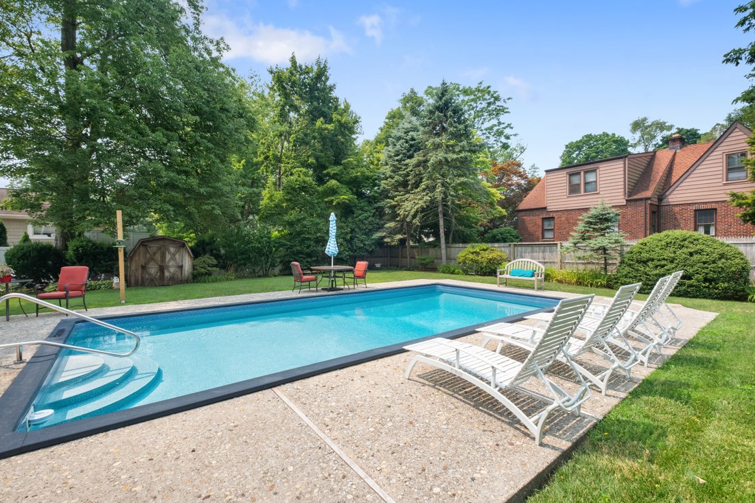 House in Hartsdale, New York, United States 5 - 18608895