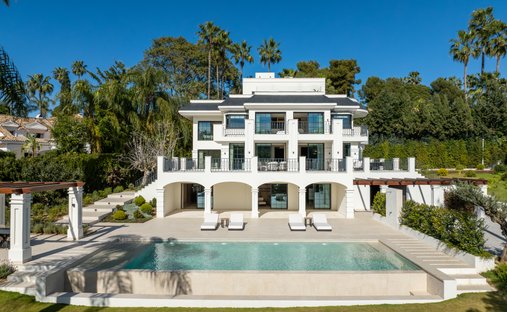 Villa in Marbella, Andalusien, Spanien 1