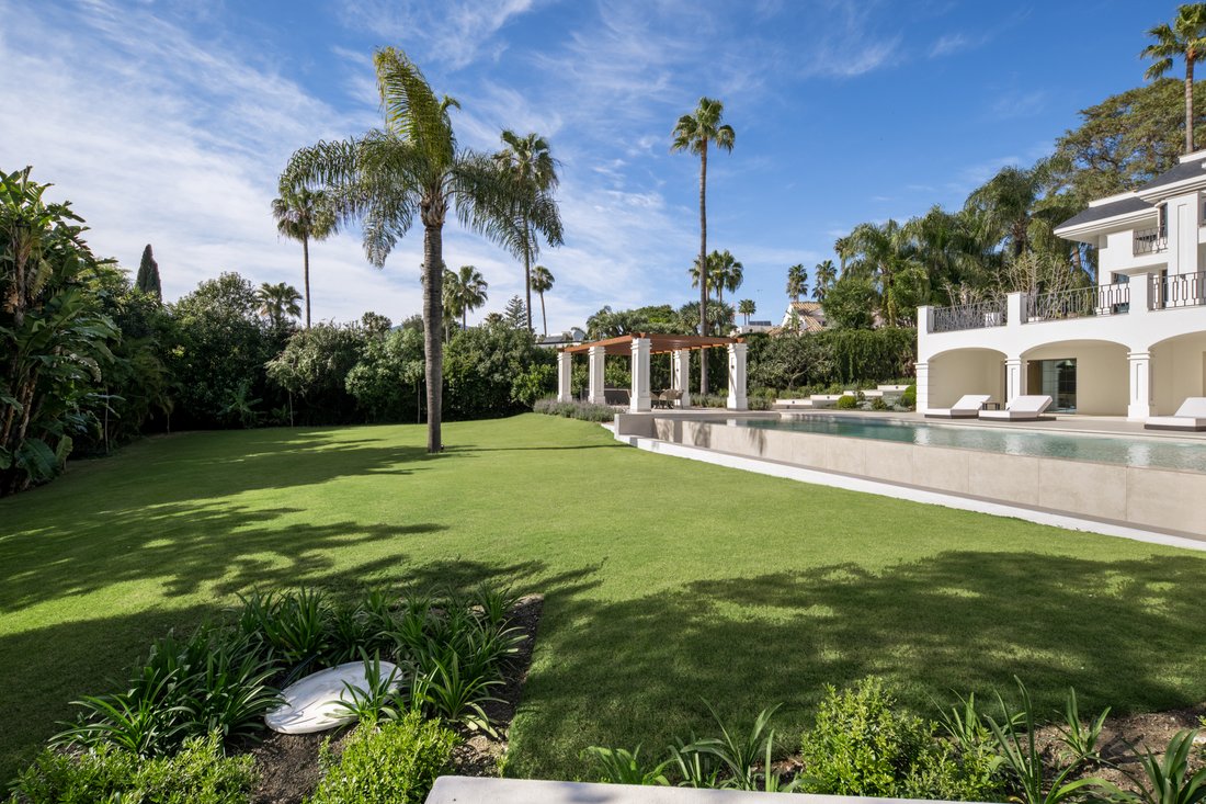 Villa in Marbella, Andalusia, Spain 3 - 18608943