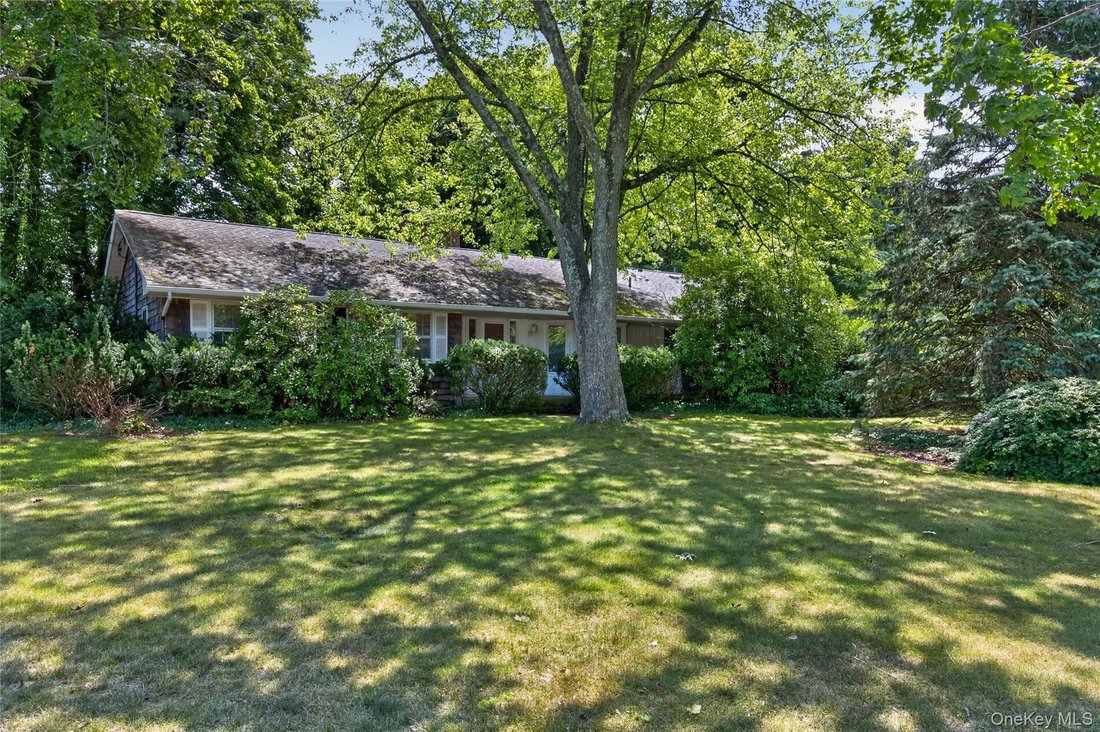 House in Smithtown, New York, United States 1 - 18608967