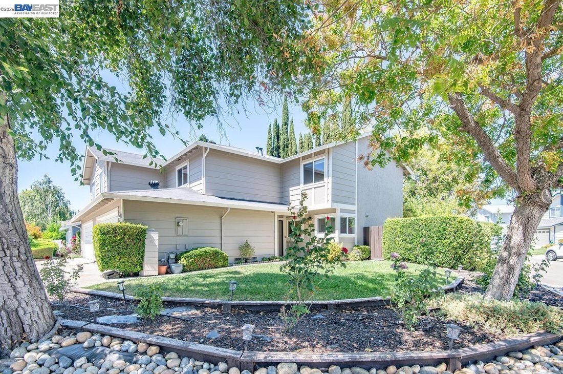 Townhouse in Pleasanton, California, United States 3 - 18612025