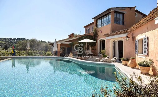 Villa in Bois Fleuri-Chevre d'Or-Saint Philippe, Biot, France 1