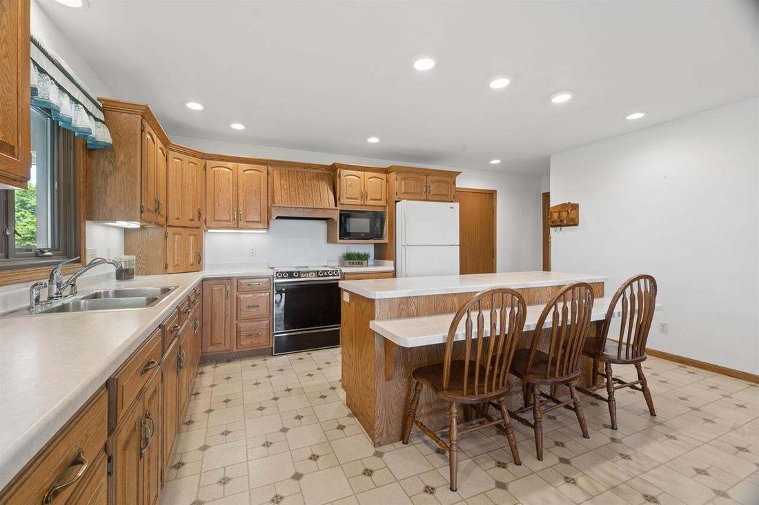 House in Chilton, Wisconsin, United States 5 - 18611704