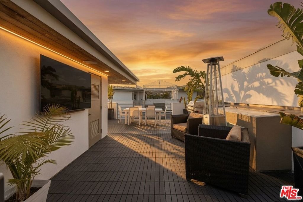 Townhouse in Los Angeles, California, United States 2 - 17798418