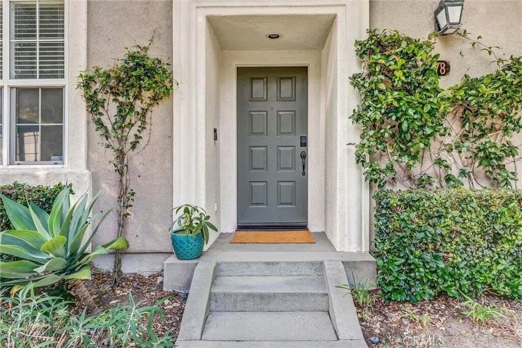 Condo in Irvine, California, United States 2 - 18615459