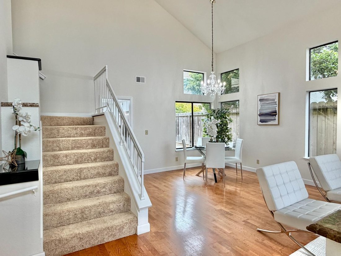 House in South San Francisco, California, United States 3 - 18615702