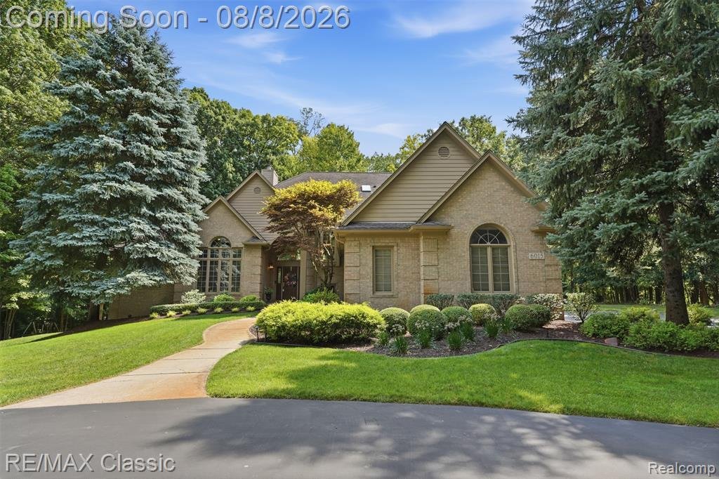 House in Wixom, Michigan, United States 2 - 18615639