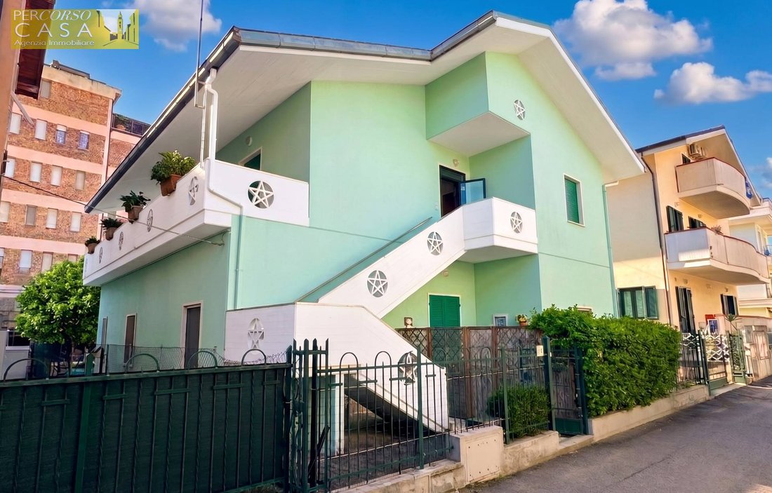 House in Tortoreto, Abruzzo, Italy 2 - 16603745
