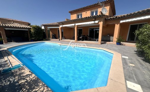 Villa in Trans-en-Provence, Provence-Alpes-Côte d'Azur, France 1