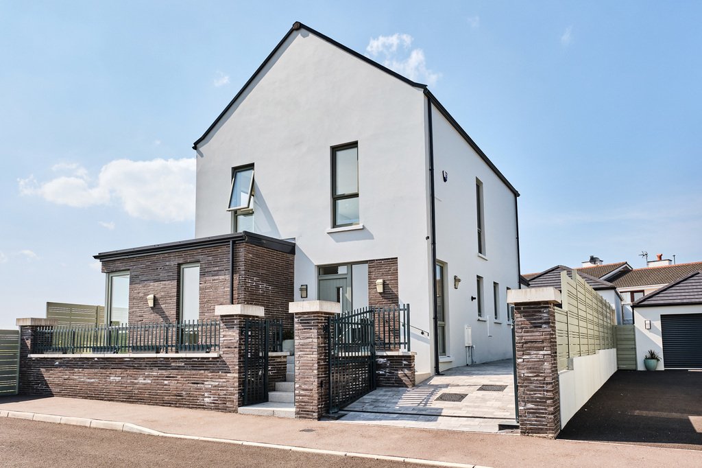 House in Portstewart, Causeway Coast and Glens District, Northern Ireland 3 - 18608733