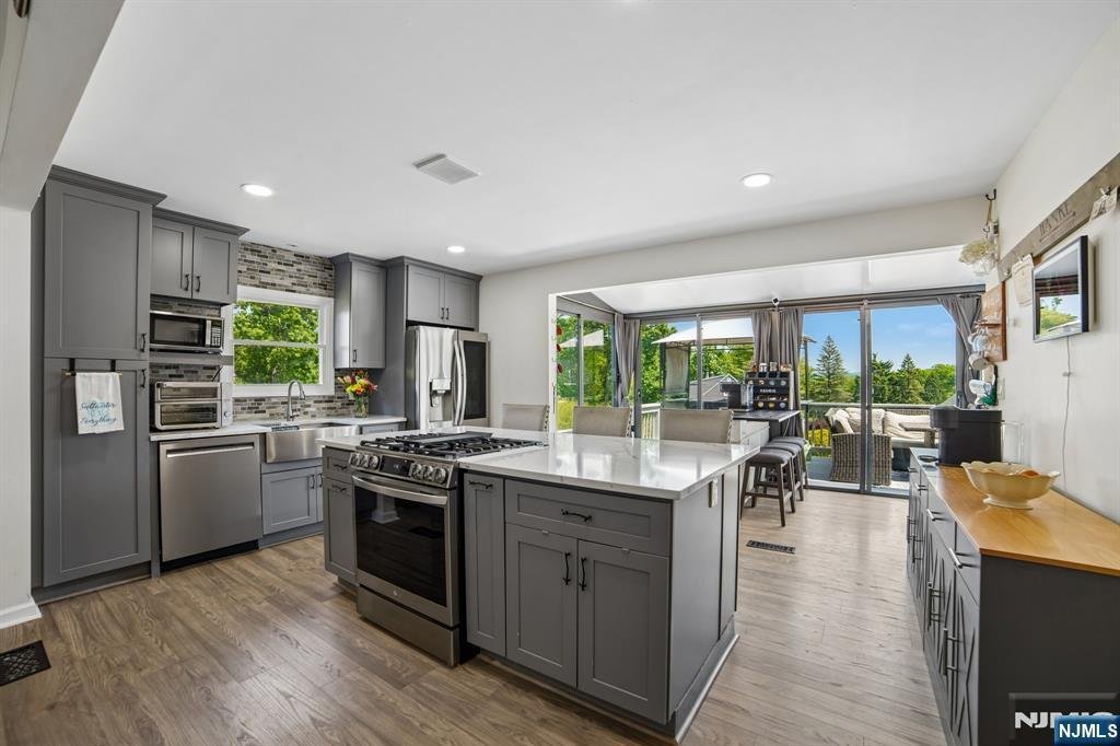 House in West Milford, New Jersey, United States 2 - 18611131