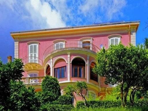 House in Menton, Provence-Alpes-Côte d'Azur, France 1 - 15768472